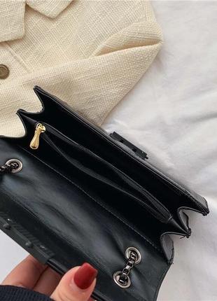 Тренд стильна чорна жіноча сумка на плече крос боді екошкіра6 фото