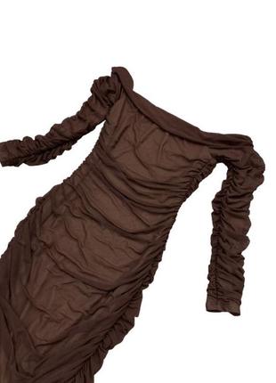 Сукня коричнева сітка драпіровка, відкриті плечі, рукава, облягаюче за коліна6 фото