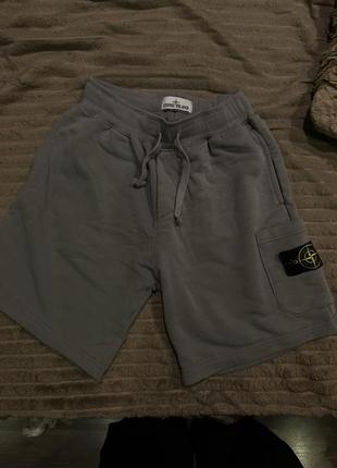 Шорти stone island