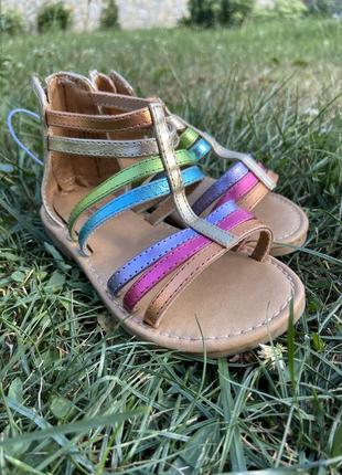 Стильные детские босоножки сандали разноцветные блестящие тапочки2 фото