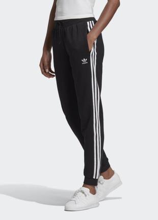 Штани спортивні жіночі adidas originals slim cuffed gd2255