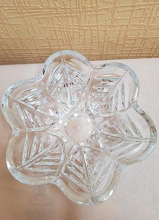 Хрустальная салатница,фруктовица.