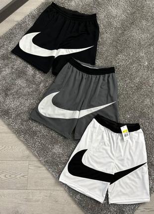 Nike big swoosh шорти