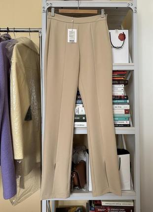 Стильні повсякденні штани брюки кльош з розрізами рівні прямі базові only