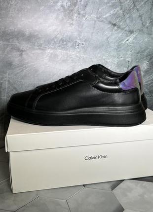 Шкіряні кросівки calvin klein low top lace up pet колір чорний hm0hm012881 фото