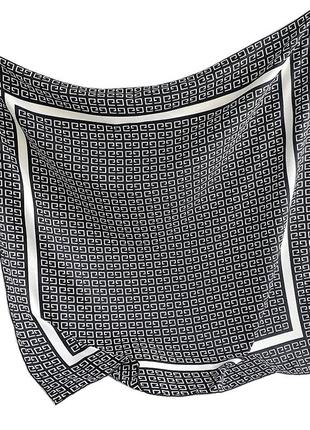 Платок шелковый 90*90 см черно-белый