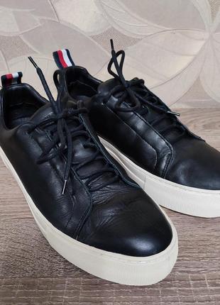 Чоловічі шкіряні кросівки tommy hilfiger size 44/292 фото