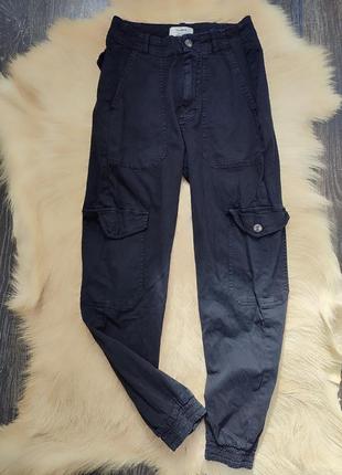 Джинсы джоггеры с боковыми карманами,джинсы карго pull &amp; bear1 фото