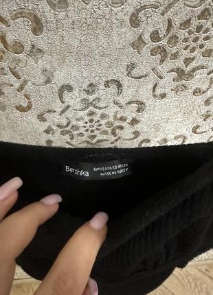 Мини-платье с бретельками и вырезом в форме сердца bershka7 фото