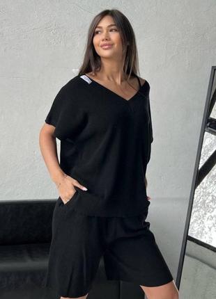 Костюм трикотажный спортивный футболка + шорты зелёный розовый белый черный графит кофта летучая мышь с v вырезом бермуды капри на резинке турция