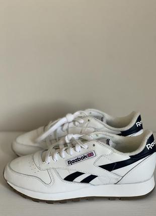 Кроссовки Footwear reebok classic