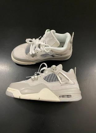 Женские кроссовки nike air jordan 4 retro люкс качество9 фото