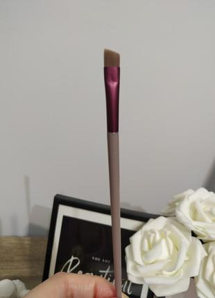 Щіточка для макіяжу пензлик для брів тіней новий