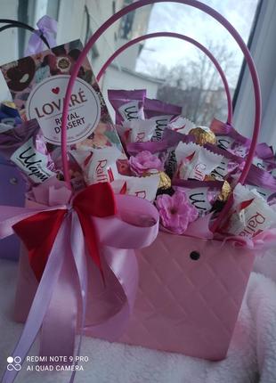 Сладкие букеты, подарки, букет из конфет.
