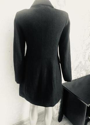 Новое стильное трендовое черное классическое черное пальто отличное крутое отличное офисное3 фото