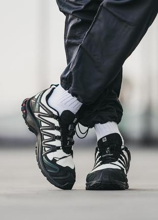 Чоловічі трекінгові кросівки salomon xa pro 3d black white green3 фото