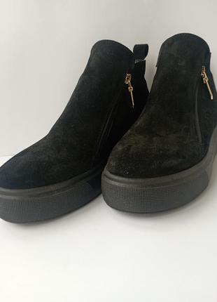 Ботинки женские натолщенные подошвые натуральная черная замша3 фото