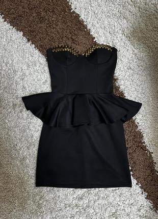 Черное платье с шипами размер s