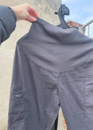 Крутые брюки карго с тканевой резинкой на талии