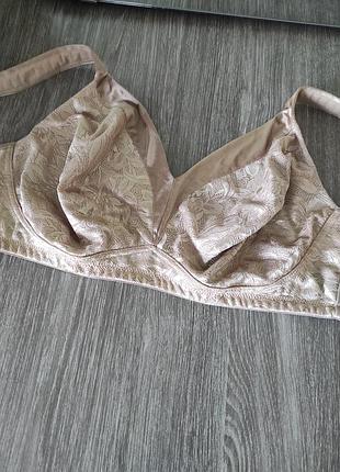 Мягкий бюстгальтер минимайзер playtex