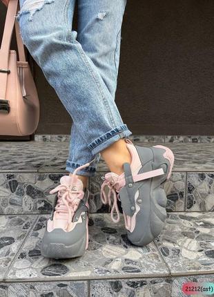 Женские стильные кроссовки на платформе2 фото