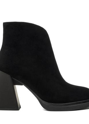 Ботильйони жіночі демісезонні чорні замшеві 1764б