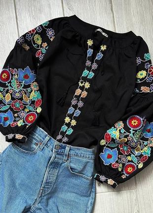 Чорна сорочка вишиванка з кольоровими квітами туреччина, рубашка блуза блузка вышивка