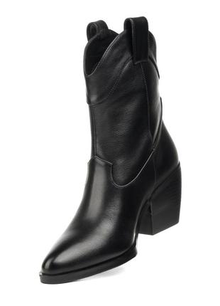 Ботинки-казаки женские кожаные черные 1781б2 фото