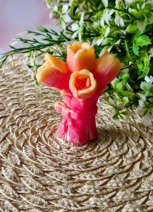 Мило ручної роботи букет тюльпанів з рослинними та ефірними оліями4 фото