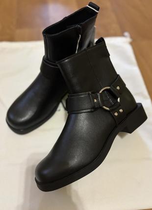 Черевики, сапожки, ботинки zara 36 розмір.