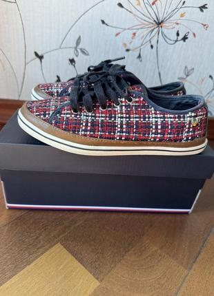 Жіночі кеди tommy hilfiger