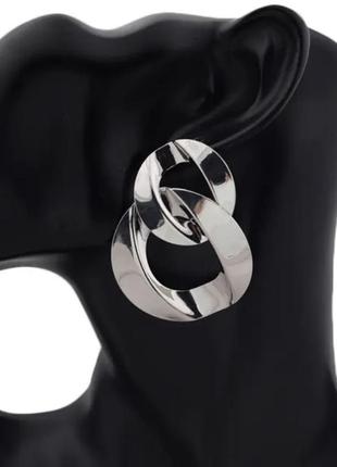 Стильні сріблясті жіночі сережки кульчики серьги великі ефектні масивні