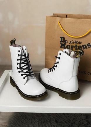 Жіночі черевики dr martens white / black5 фото