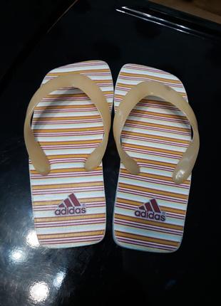 Вьетнамки, сланцы adidas 26-27 р.