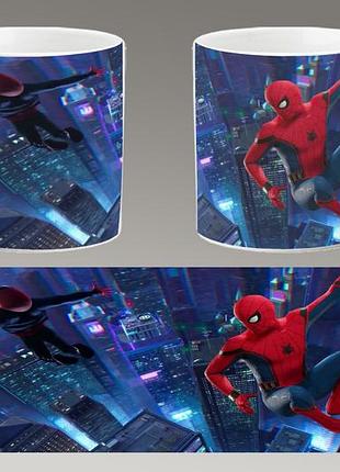 Чашка біла керамічна "людина-павук: через всесвіти" spider-man abc