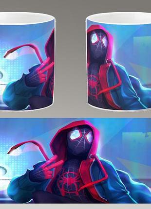 Чашка белая керамическая "человек-паук: через вселенные" spider-man  ост