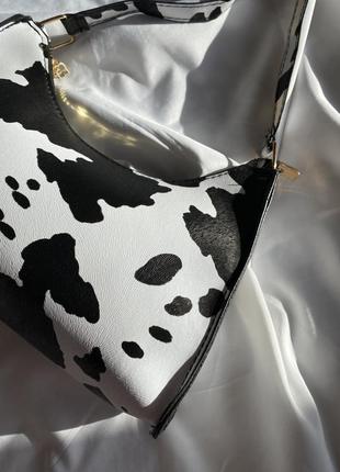 Стильна маленька сумка у коров‘ячий принт5 фото