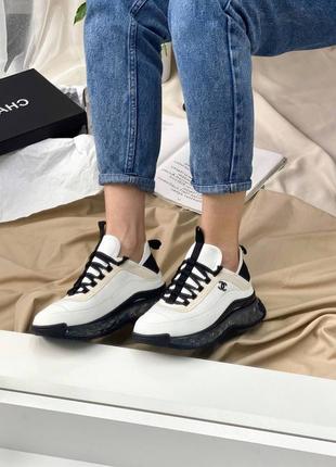 Жіночі шкіряні кросівки chanel sneakers black/white шанель кросівки текстиль + шкіра наложка2 фото