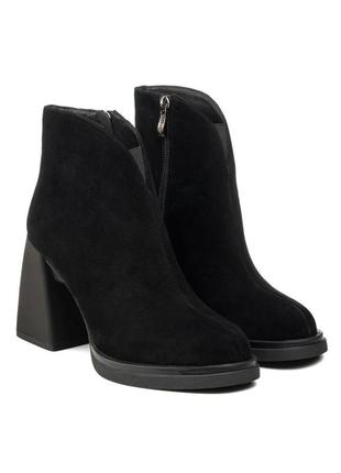 Ботильйони жіночі демісезонні чорні замшеві 1764б