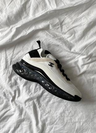 Жіночі шкіряні кросівки chanel sneakers black/white шанель кросівки текстиль + шкіра наложка4 фото