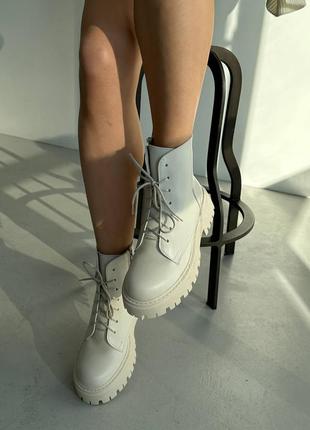 Жіночі зимові ботинки з натуральної шкіри8 фото