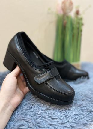 Туфлі жіночі туфлі на низькому каблуку9 фото