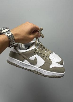 Жіночі кросівки nike sb dunk low beige white