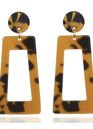 Стильні коричневі леопард жіночі сережки кульчики серьги акрил великі ефектні масивні4 фото