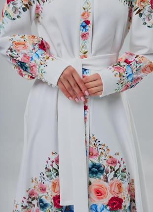 Сукня жіноча з квітковим принтом, нарядна, дизайнерська, на випускний, святкова біла з принтом квіти8 фото