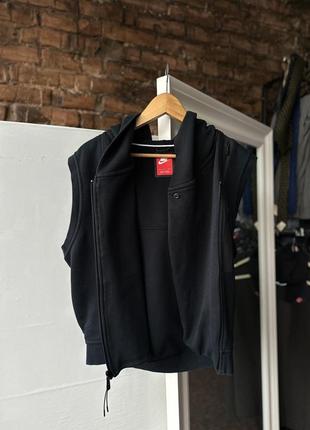 Дуже крута, оригінальна жилетка nike tech fleece black3 фото