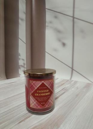 Арома свічка з одним гнотом з соєвого воску frosted cranberry від bath and body works оригінал