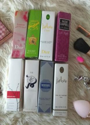 Туалетная вода микс вкусов:
dior
chanel#5
ricci ricci
jadore