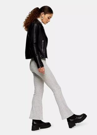Стильні сірі брюки-кльош в рубчик від topshop, розмір наш 50-52(46 євро)