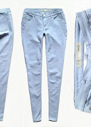 Скинни от denim. размер 12/40.